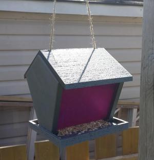 Basic Bird Feeder