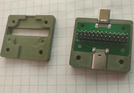 USB C breakout case
