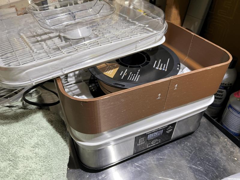 Dehydrator Spool Extension for Hamilton Beach or Westside GameKeeper. No supports.