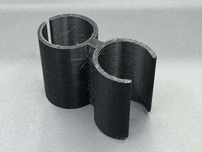 Compact Clip for Pooper Scooper Storage