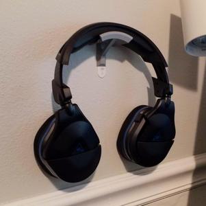 Command Strip Headphone Holder - Remix