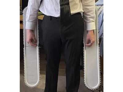 Chainsaw Man arm props