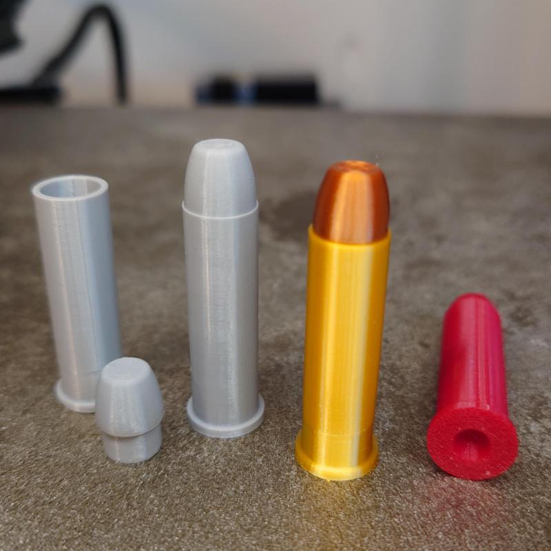 .357 Magnum replica and snap cap