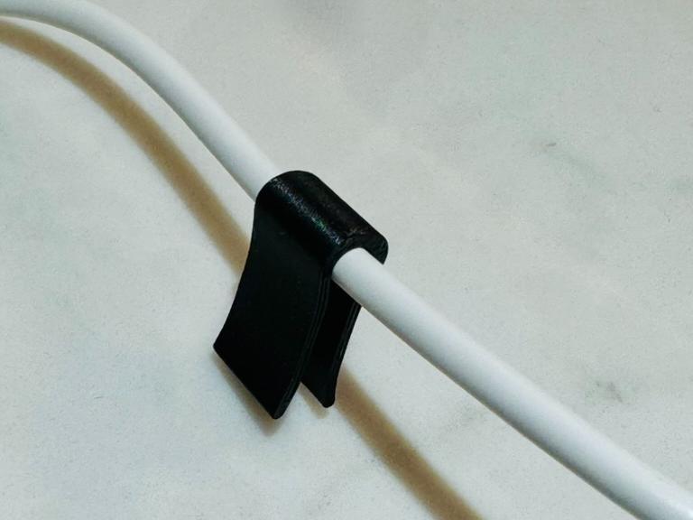 Simple clip