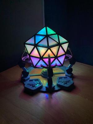 Icosahedron Desk Light