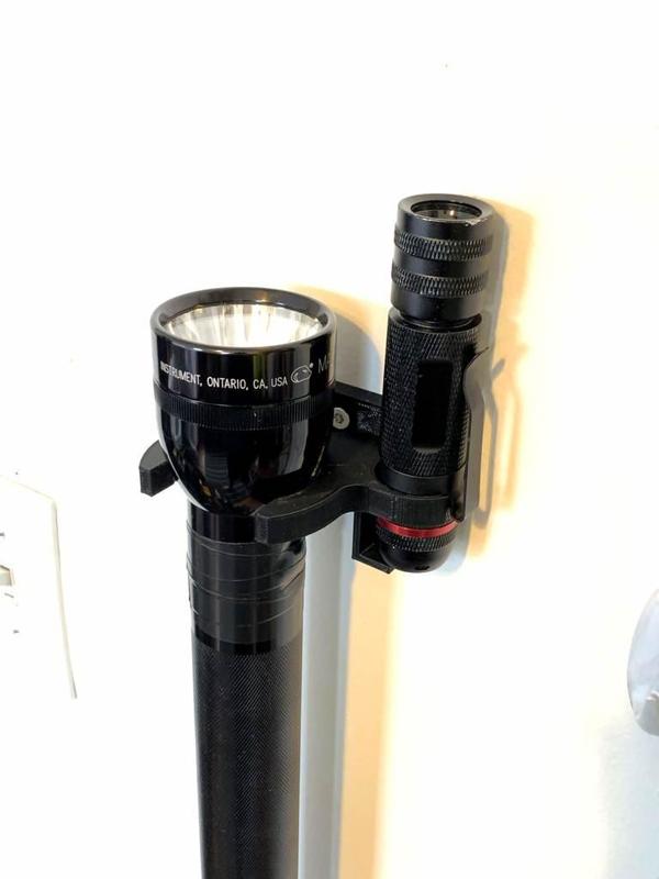 Maglite Flashlight Holder