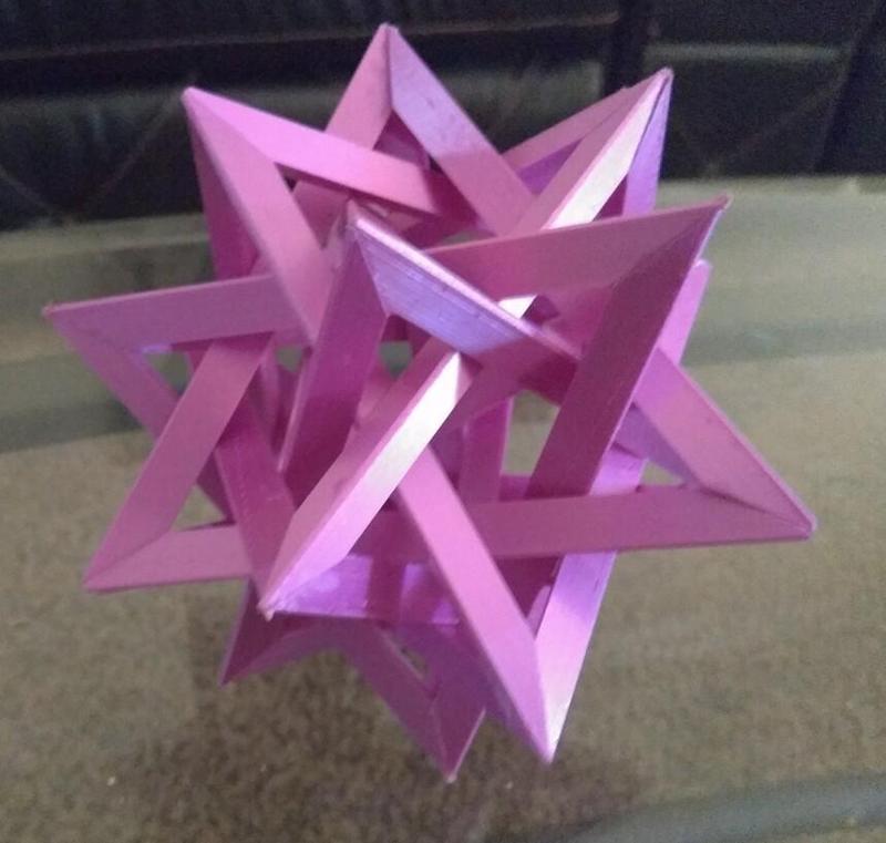 Five Intersecting Tetrahedra (FIT) model for assembly