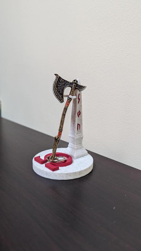 Support axe kratos god of war