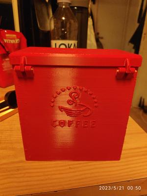 Coffee storage container with hinged lid