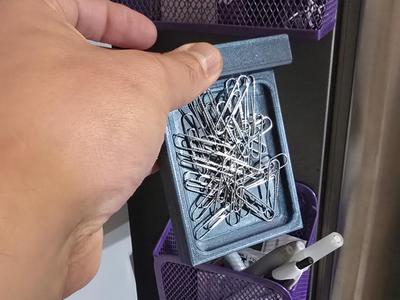 No-Spill Magnetic Paperclip Tray