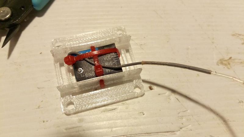 Flysky FS-A8S Rx Mount 36mm x 36mm with bay for receiver