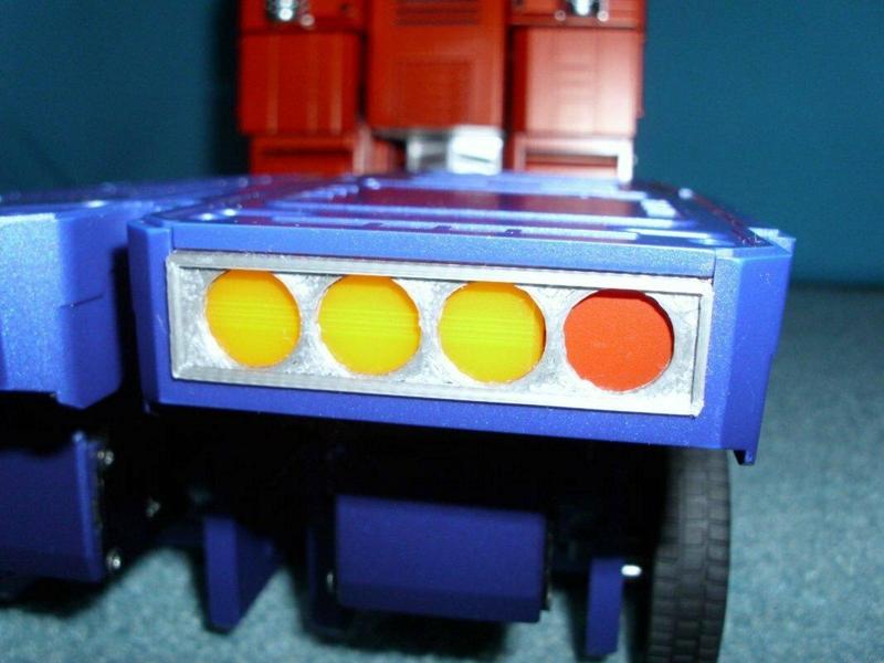 Truck rear light frames - for Robosen Elite Optimus Prime