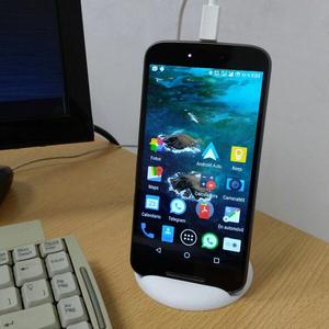 Base de escritorio v2 moto g4 / g4 plus y otros celulares de hasta 9mm de espesor