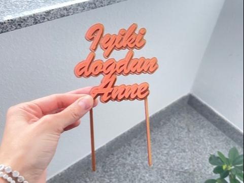 Happy Birthday Mom cake topper