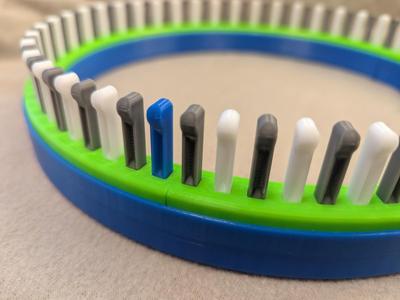 84 Peg Small Gauge Knitting Loom - Upgraded Pegs