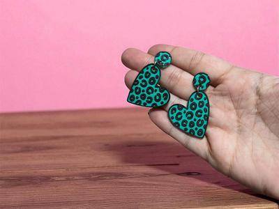 Animal print heart earrings 