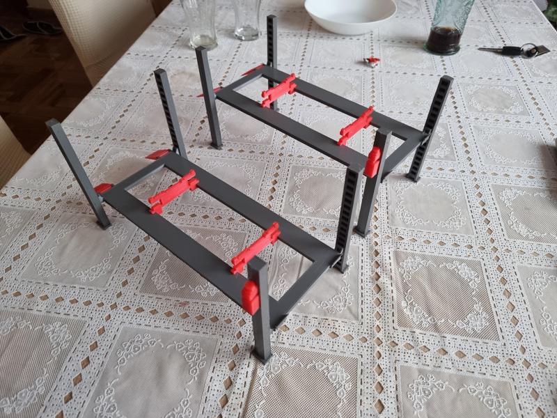 4 post adjustable lift 1 18 scale