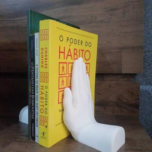 Hand-shaped book stand