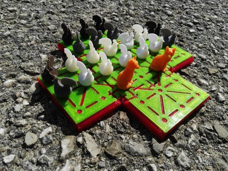 Fox & Hen [Board Game] (or Fox & Geese)