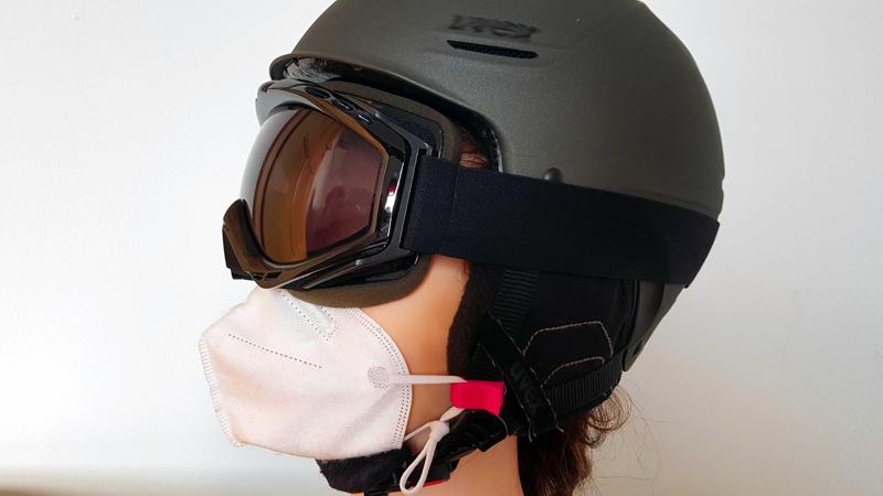 Maskenhalter für Skihelm