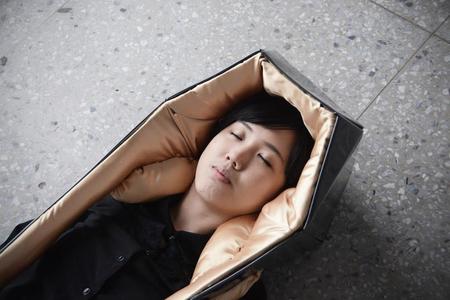 Wearable Coffin (shared paper folded files)