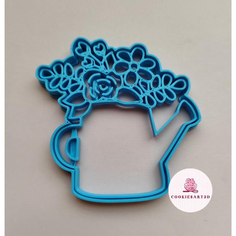 Cookie Cutter Watering Can Plants / Cookie Cutter Watering Can Plants