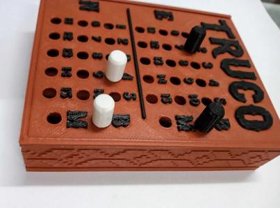 Truco card organizer box with dot marker included