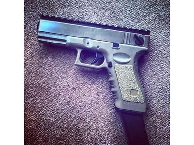 picatinny rail for airsoft G18c (cm030)