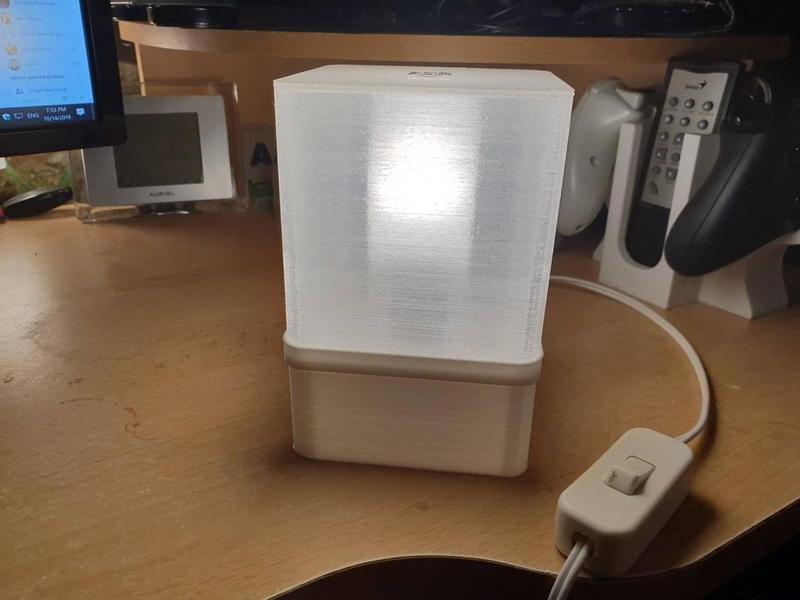Desk lamp