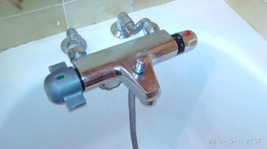 Robinet douche - Shower knob