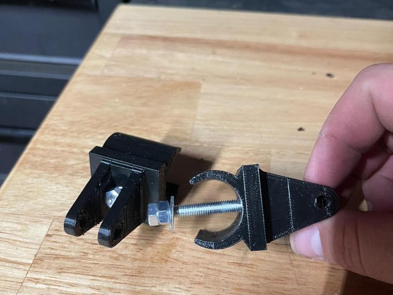 Beavertail Boat Blind- Bimini hinge