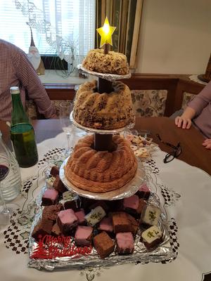 Christmas Caketree Stand