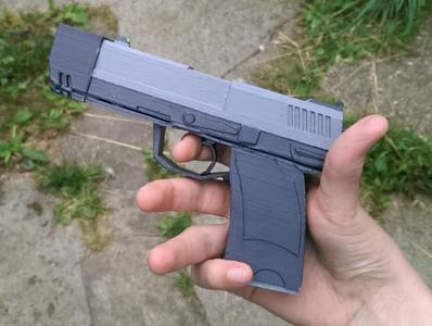 HL2 9mm Pistol