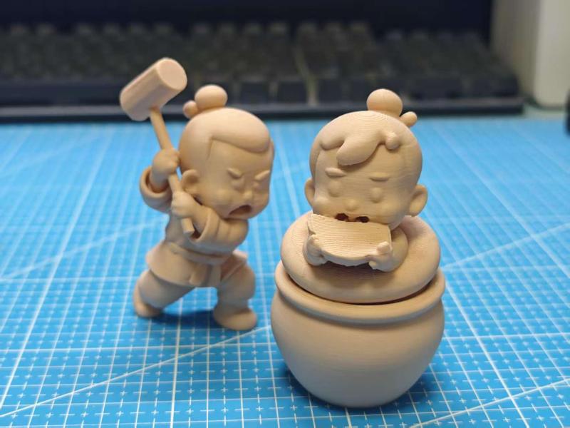 Smashing the Jar: A Reinterpretation of Sima Guang's Famous Story