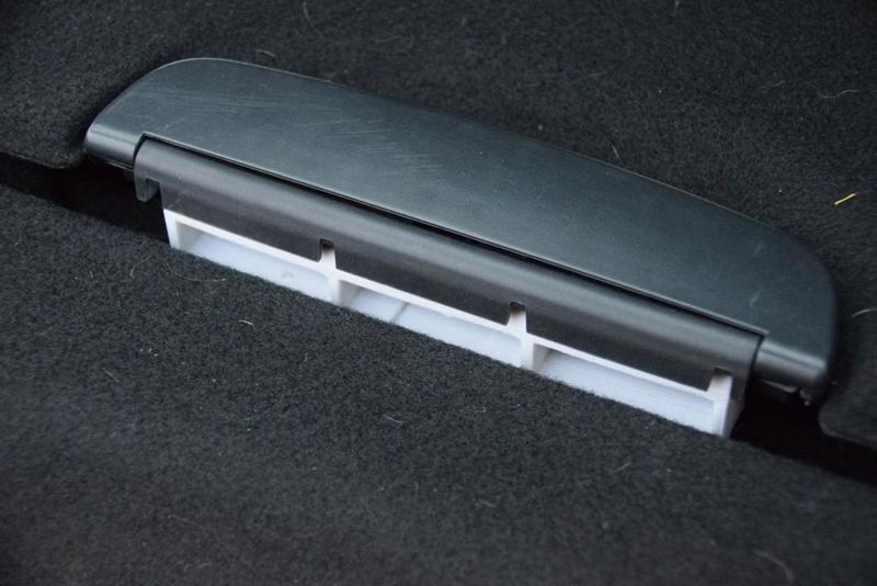 Peugeot 308 Mk1 Parcel shelf Storage Compartment catch