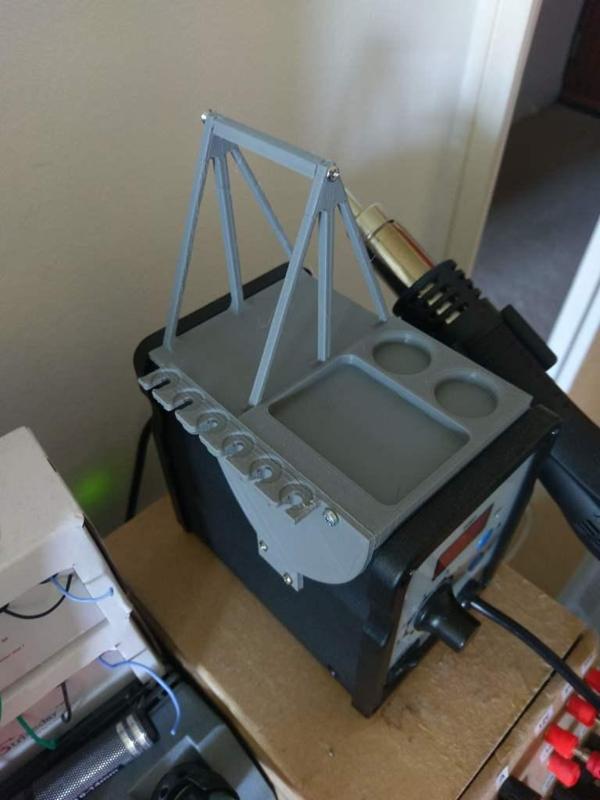 858D Tool Holder (Nozzle, Small Files x6, Small Pliers x6 & Parts Tray) 