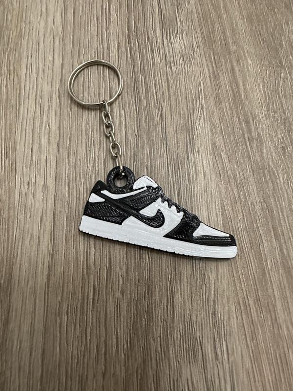 Nike SB Sneakers Sneakers Key Chain