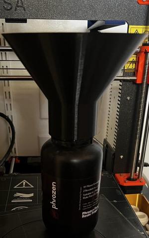 Phrozen Resin bottle funnel