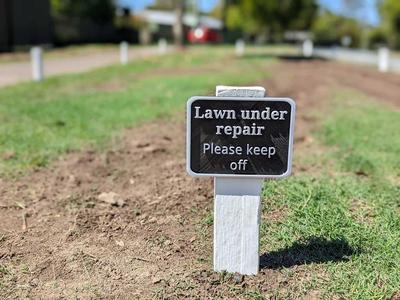 Lawn sign