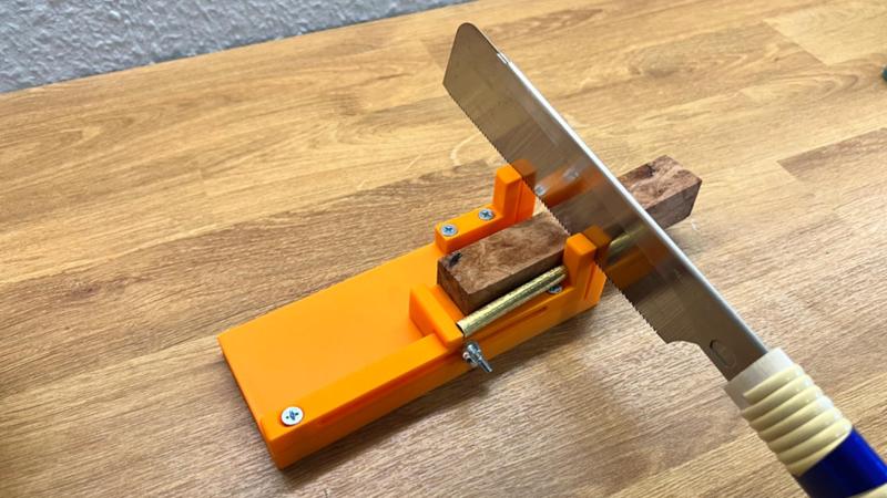 Saw Station for Pen Blanks