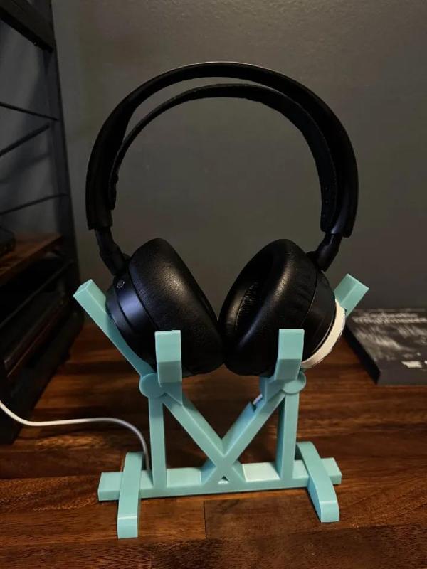 SteelSeries Arctis Nova Pro Wireless Charging Stand   