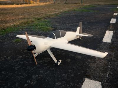 RC Plane – SU-29 1100mm