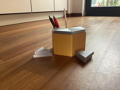Box with individual lids