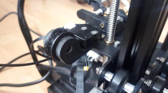 Aquila (x2) filament guide w/ runout sensor