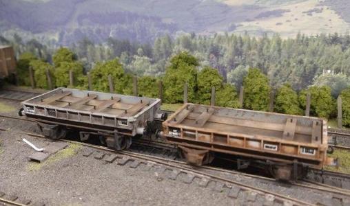 Pig Iron Wagons 1/004 and 1/007
