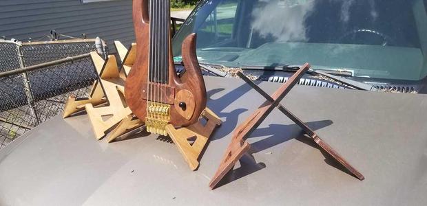 Flat Pack Guitar/Bass Stand (Strandberg Inspired)