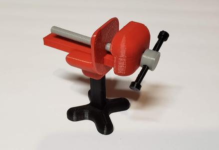Working Vice for diorama or scale RC garage