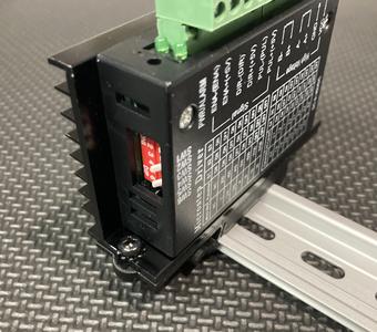 DIN Rail Clip-Mount with M4 nut for TB6600 - Remix