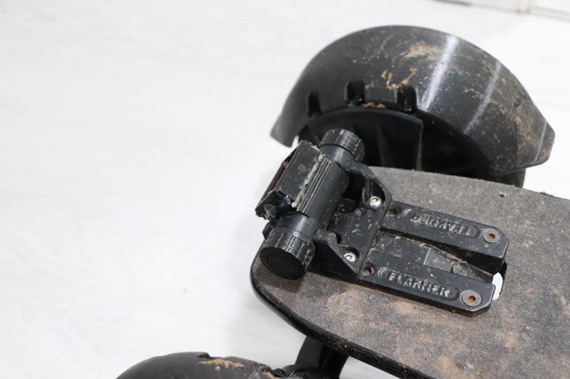 Longboard H05A light mount