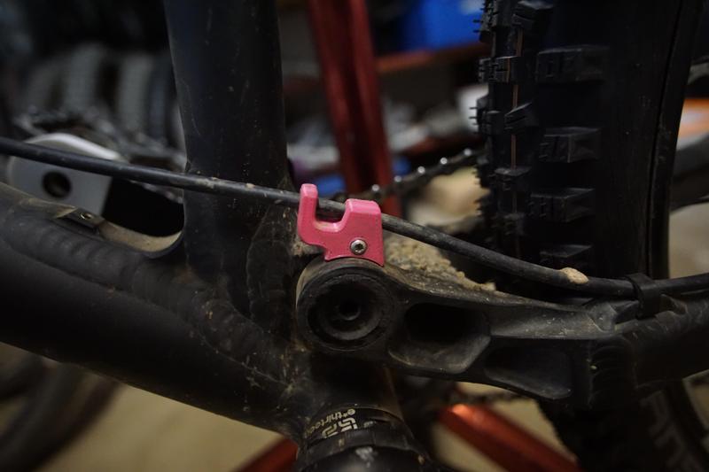 Nicolai G1 cable  mount